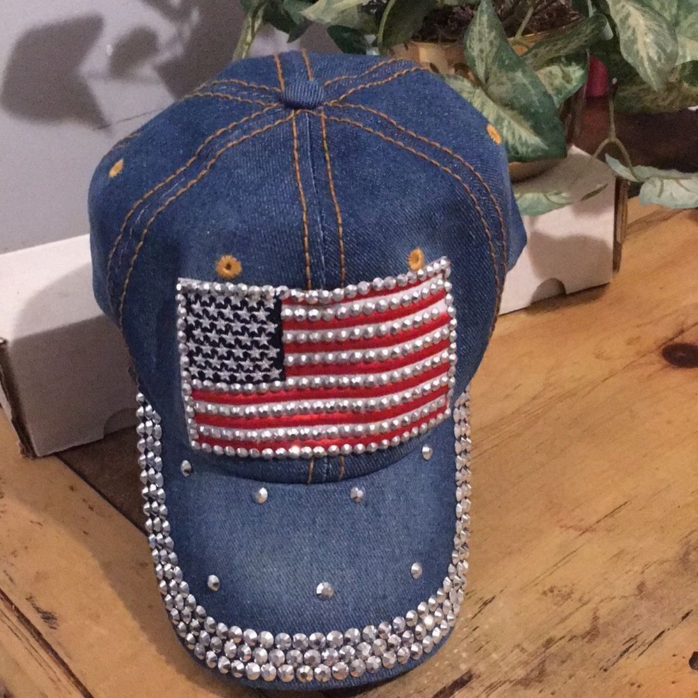 Jewel studded baseball cap - Picture 3 of 10